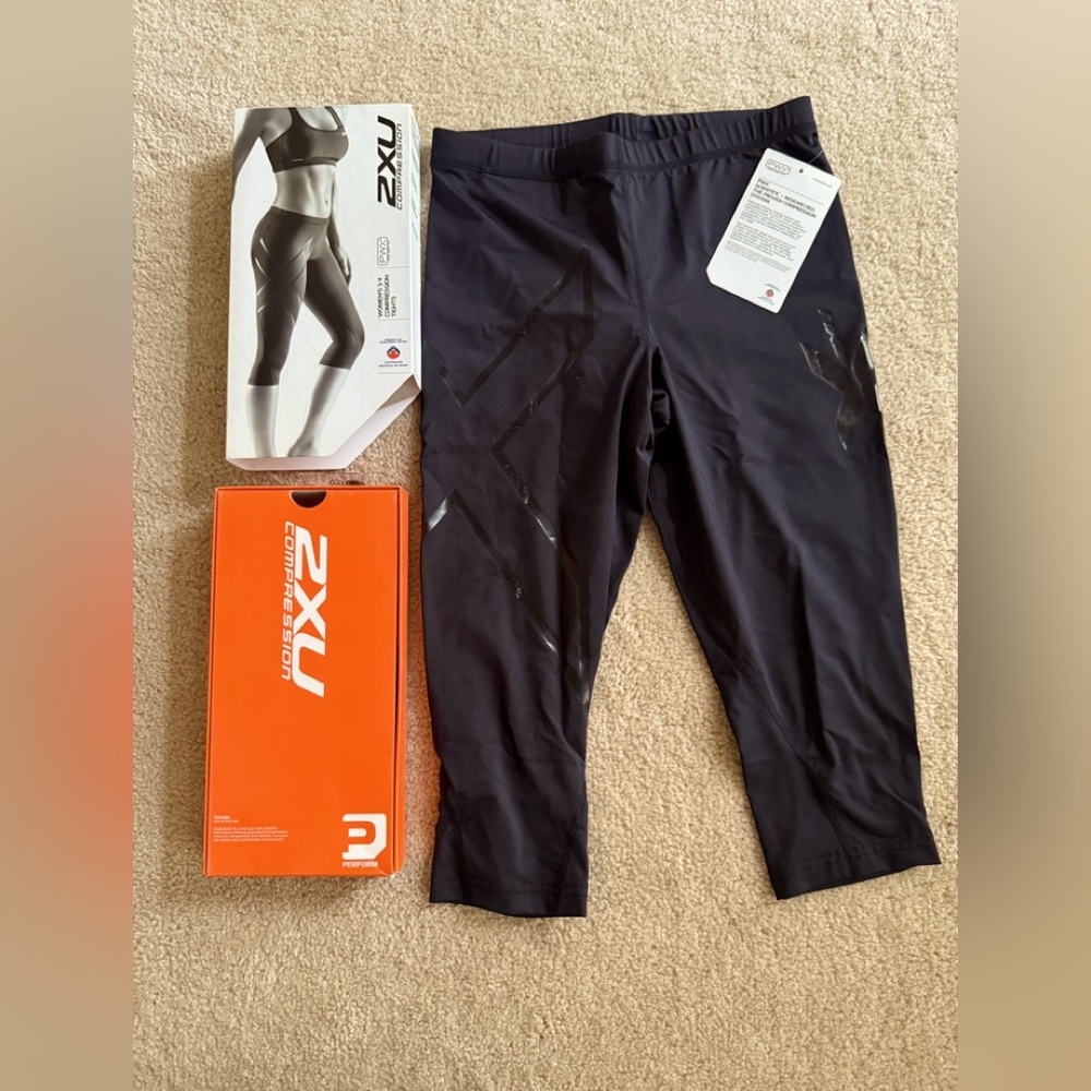 2XU Women’s 3/4 Compression Tights - Medium